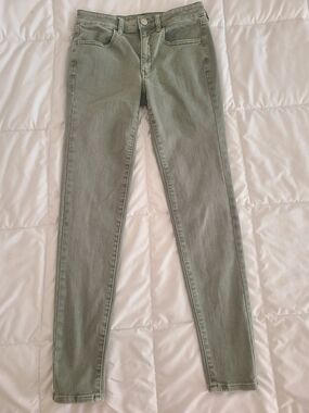 American Eagle Outfitters Skinny Jeans in Sage Green